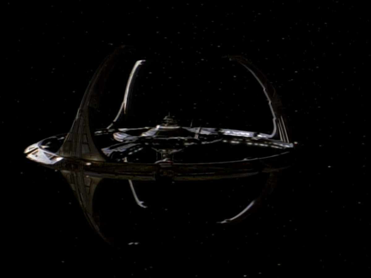 extant_StarTrek_DS9_3x21-TheDieIsCast_03766.jpg
