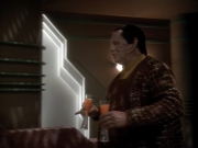 extant_StarTrek_DS9_3x21-TheDieIsCast_00589.jpg