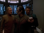 Filename=extant_StarTrek_DS9_3x21-TheDieIsCast_03436.jpg
Filesize=160KiB
Dimensions=1200x900
Date added=Sep 07, 2019 extant_StarTrek_DS9_3x21-TheDieIsCast_03436.jpg