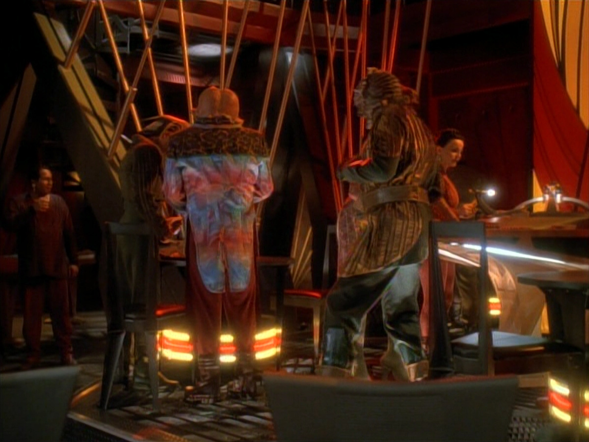 extant_StarTrek_DS9_3x22-Explorers_00012.jpg
