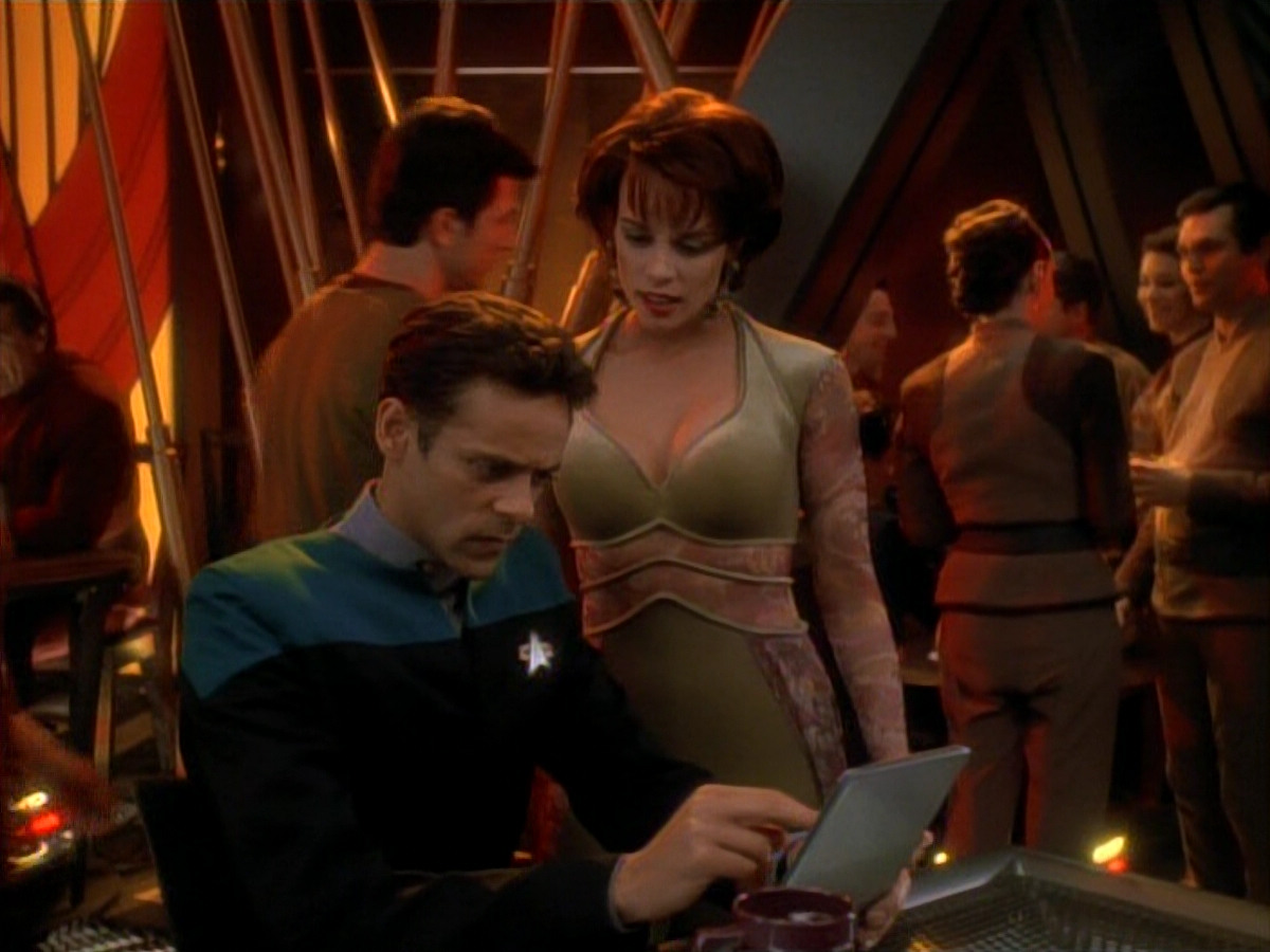 extant_StarTrek_DS9_3x22-Explorers_00027.jpg