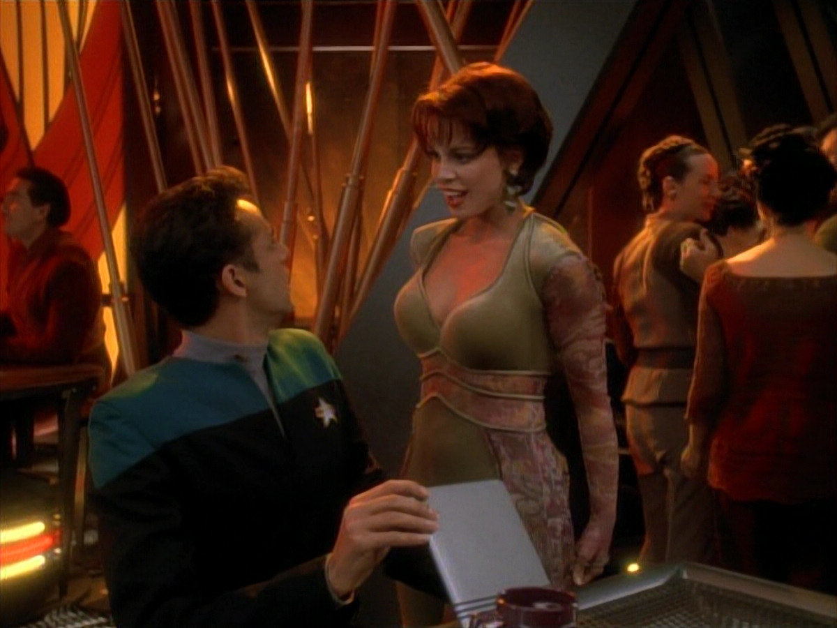 extant_StarTrek_DS9_3x22-Explorers_00032.jpg