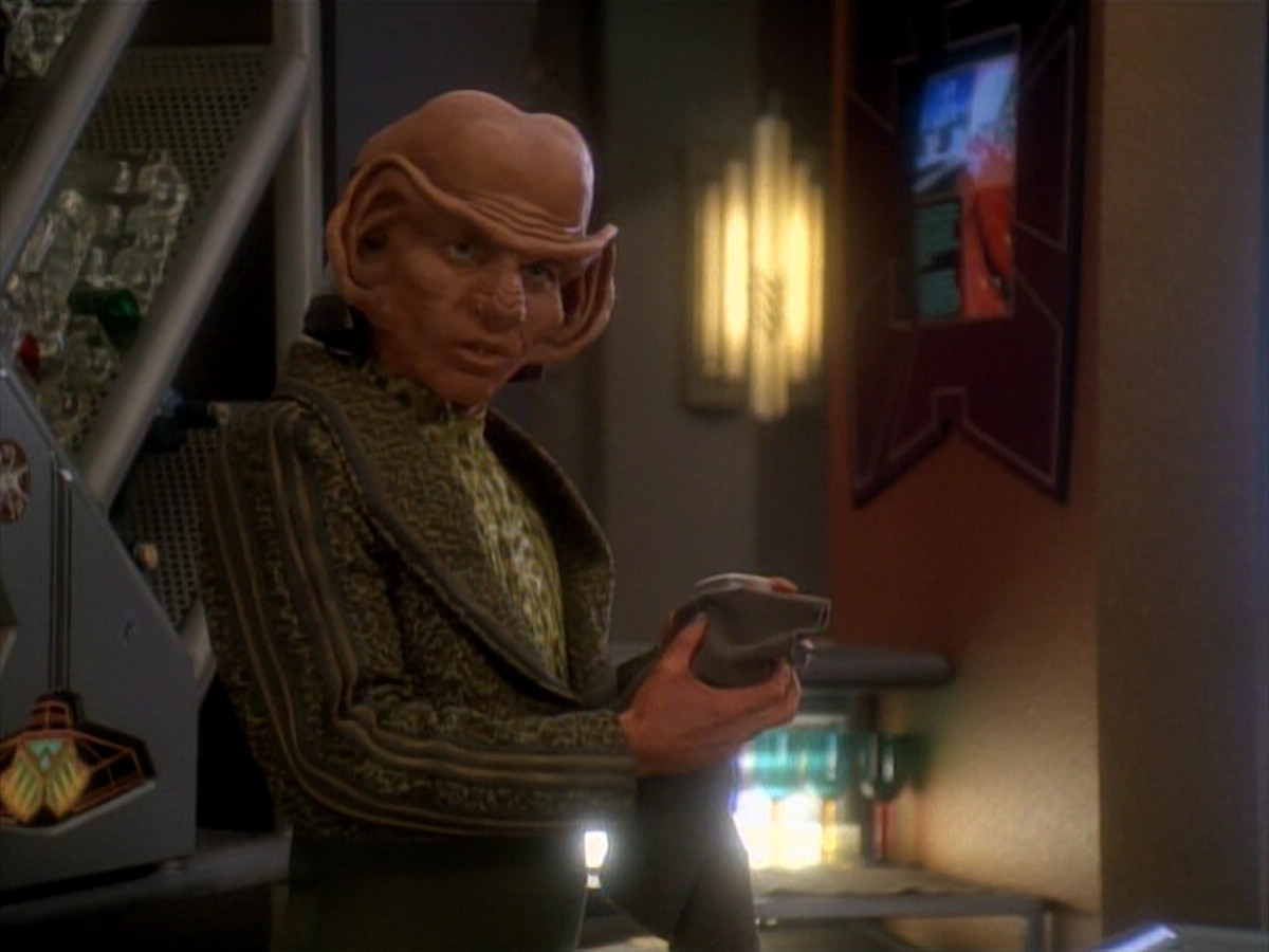 extant_StarTrek_DS9_3x22-Explorers_00087.jpg