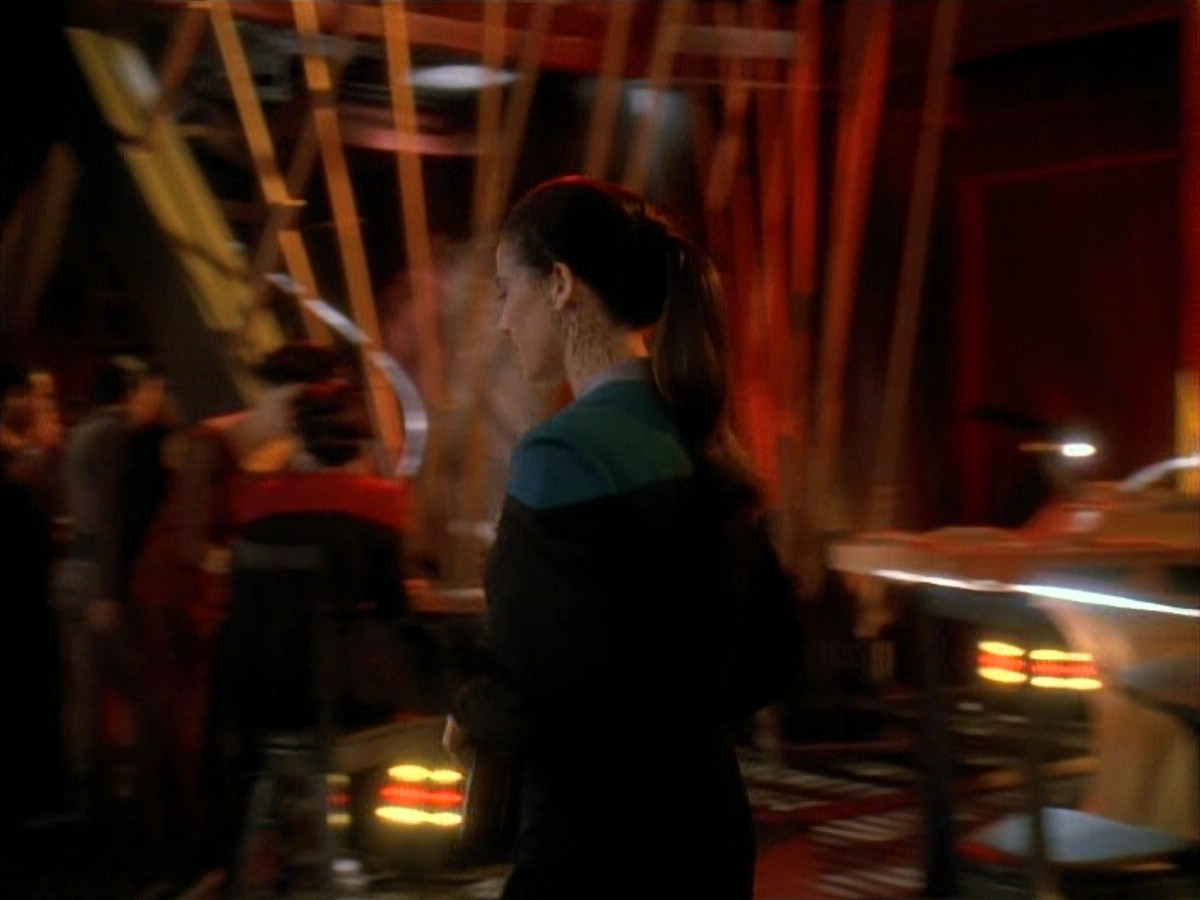extant_StarTrek_DS9_3x22-Explorers_00137.jpg