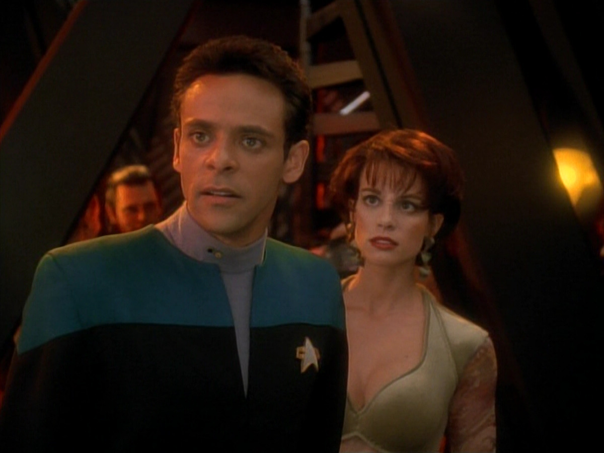 extant_StarTrek_DS9_3x22-Explorers_00149.jpg