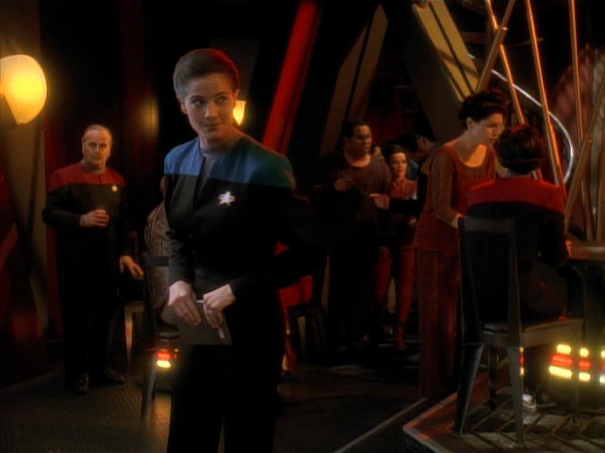 extant_StarTrek_DS9_3x22-Explorers_00151.jpg