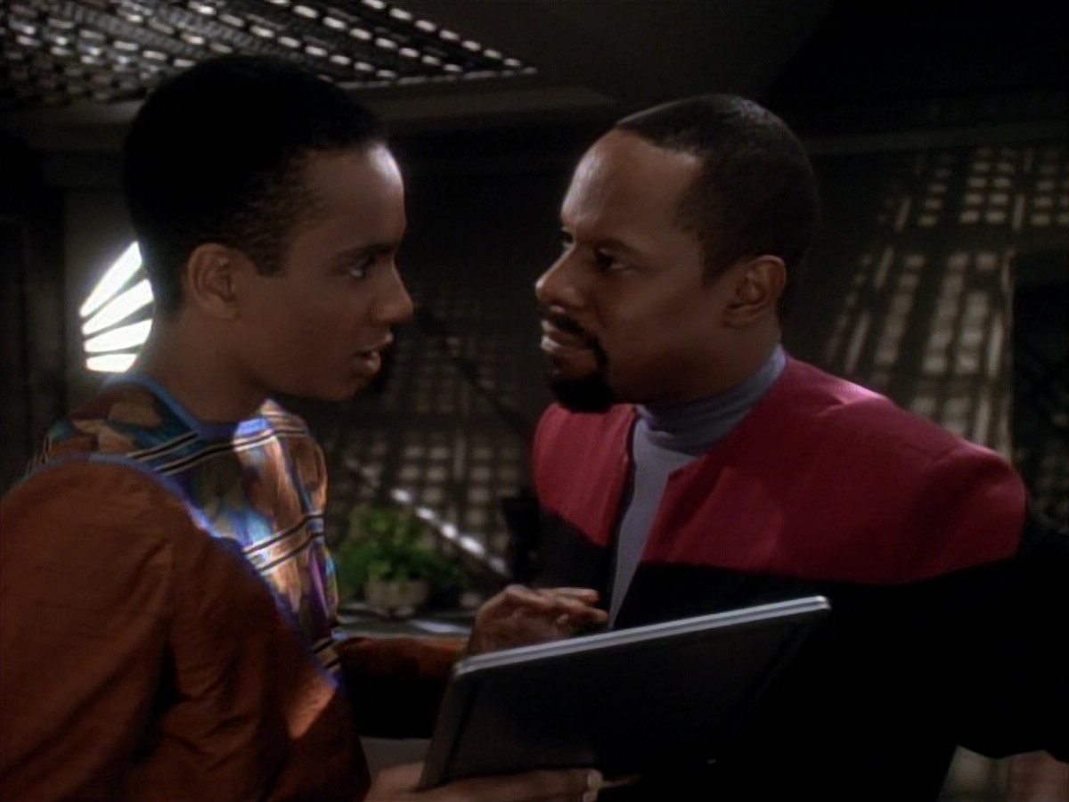 extant_StarTrek_DS9_3x22-Explorers_00315.jpg