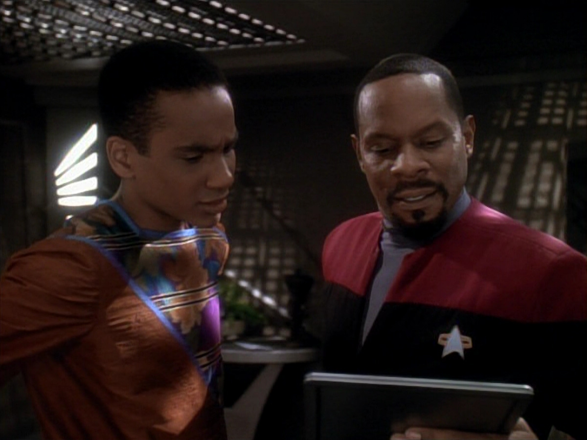 extant_StarTrek_DS9_3x22-Explorers_00333.jpg