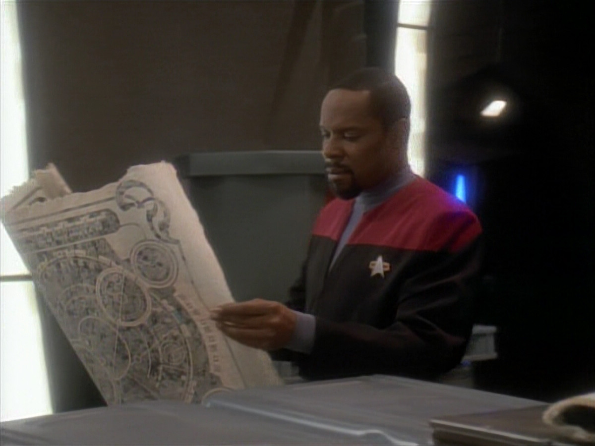 extant_StarTrek_DS9_3x22-Explorers_00634.jpg