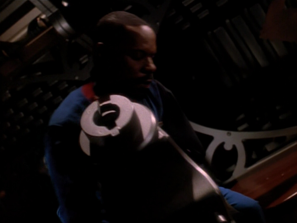 extant_StarTrek_DS9_3x22-Explorers_00730.jpg