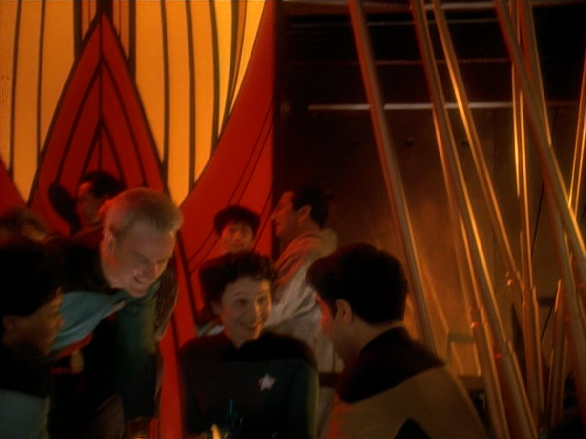 extant_StarTrek_DS9_3x22-Explorers_01903.jpg