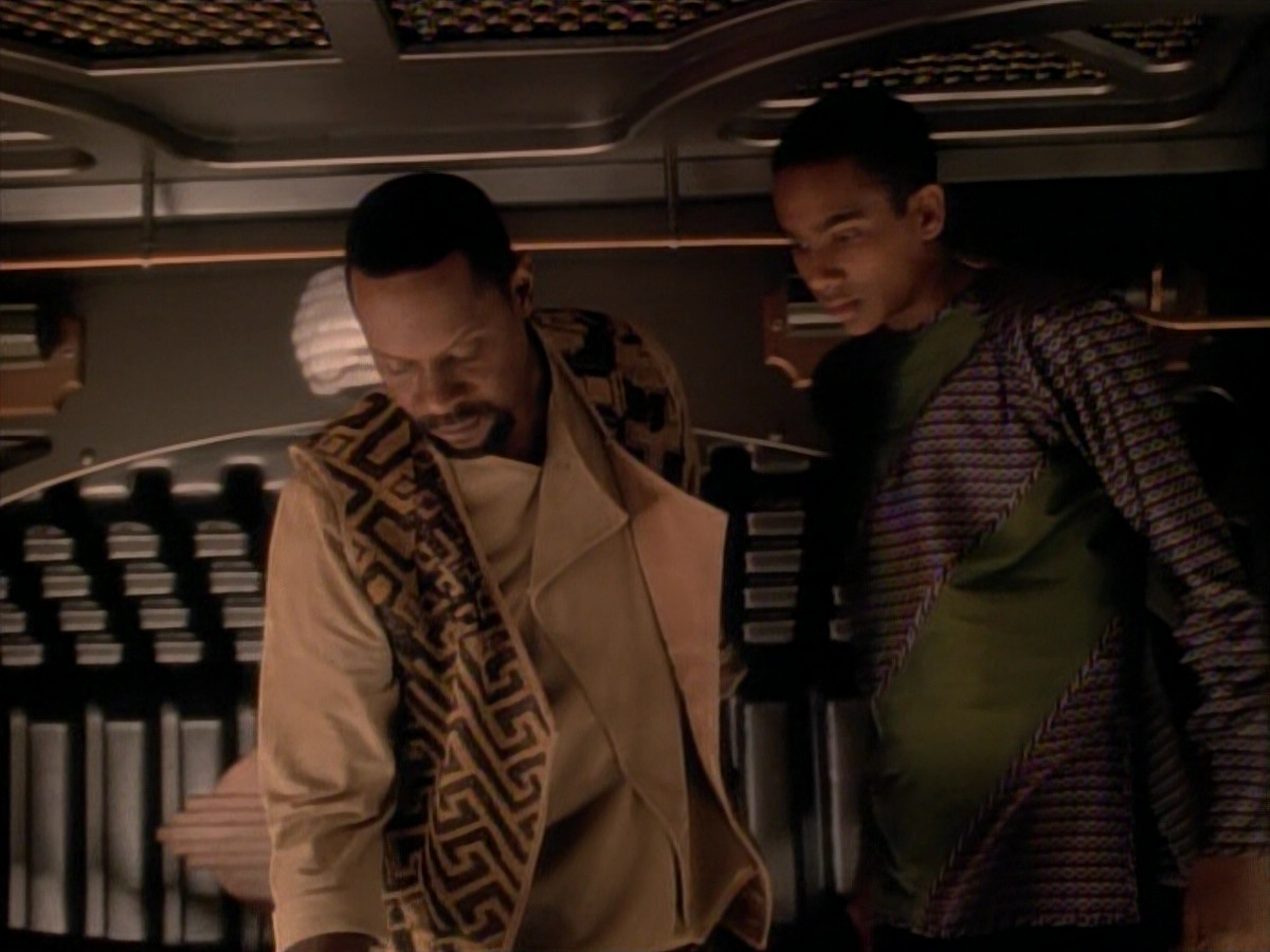 extant_StarTrek_DS9_3x22-Explorers_03622.jpg