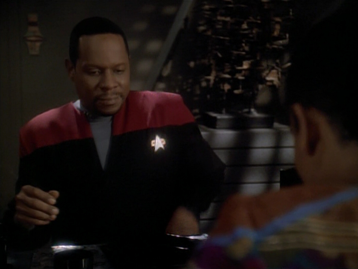 extant_StarTrek_DS9_3x23-FamilyBusiness_00069.jpg