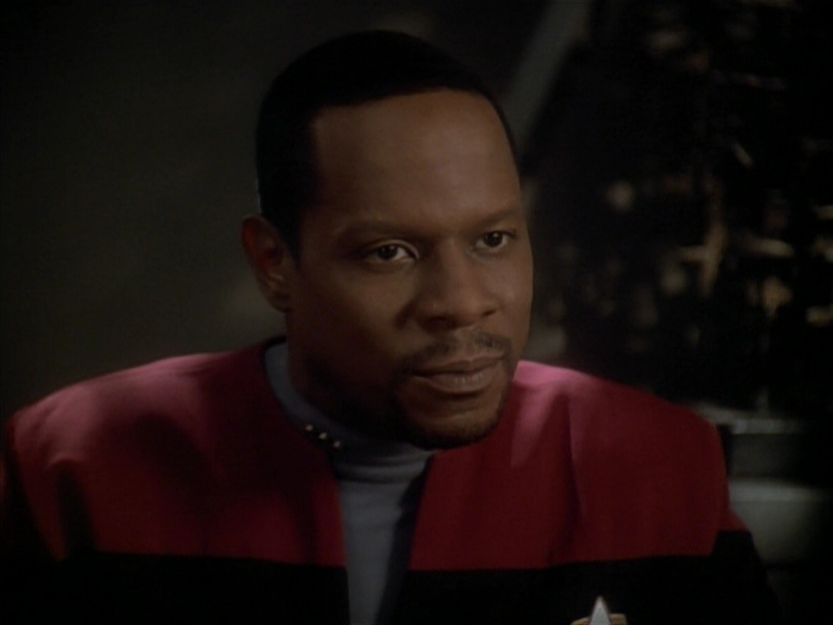 extant_StarTrek_DS9_3x23-FamilyBusiness_00097.jpg