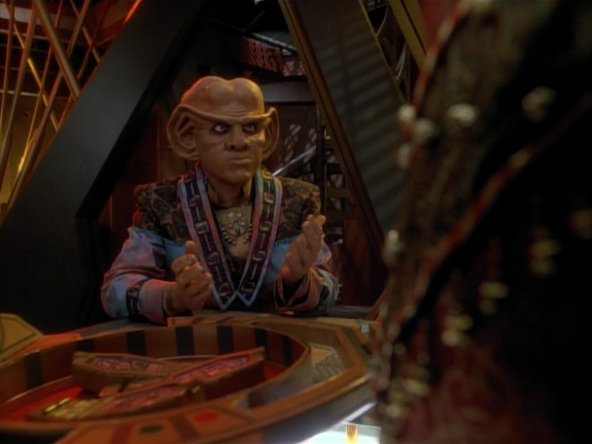 extant_StarTrek_DS9_3x23-FamilyBusiness_00567.jpg