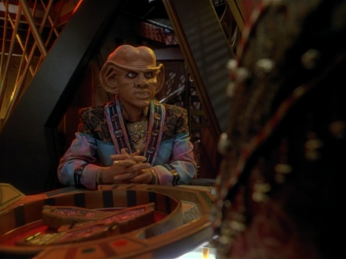 extant_StarTrek_DS9_3x23-FamilyBusiness_00569.jpg