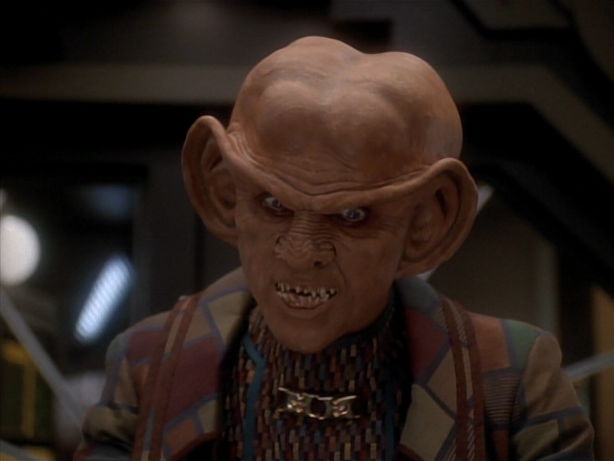 extant_StarTrek_DS9_3x23-FamilyBusiness_00717.jpg