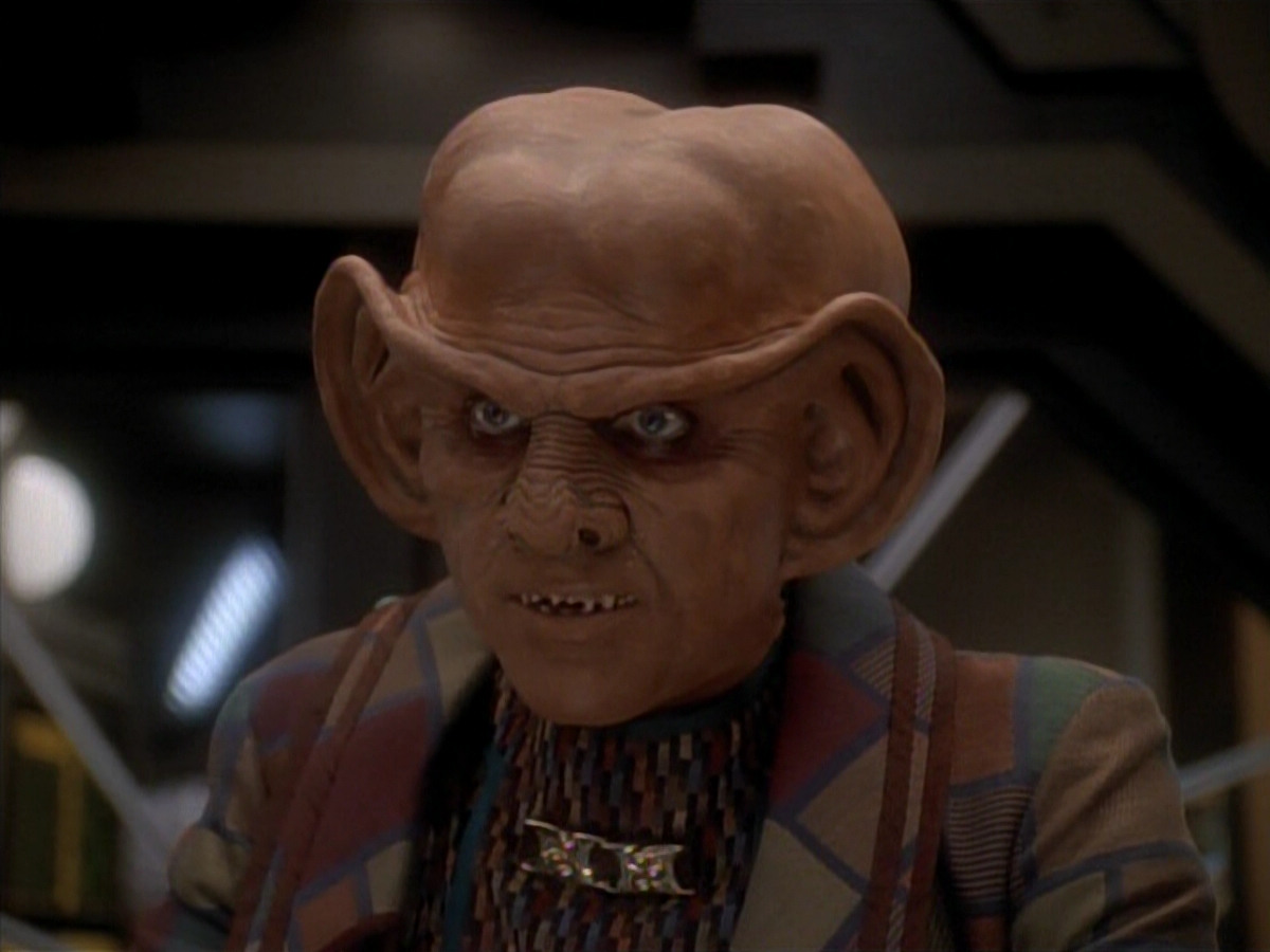 extant_StarTrek_DS9_3x23-FamilyBusiness_00726.jpg