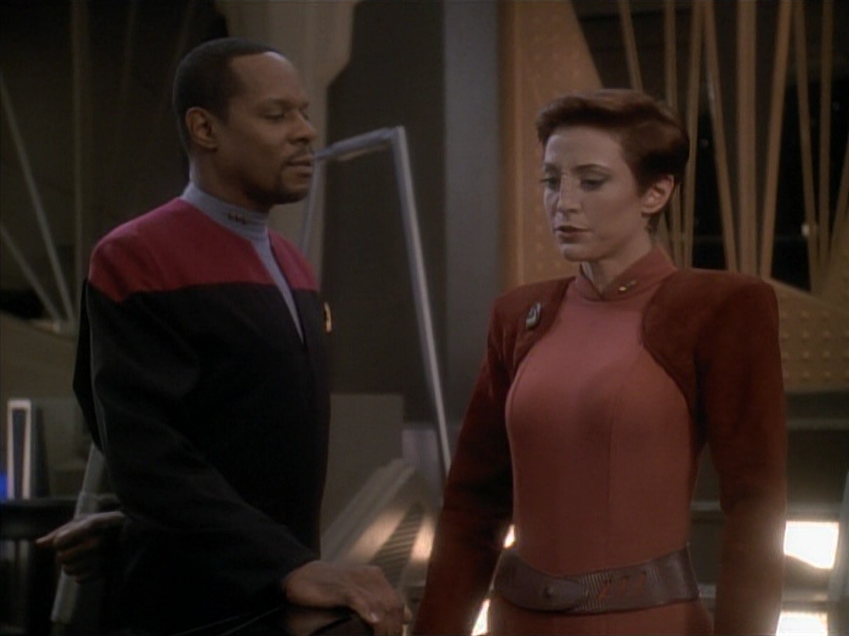 extant_StarTrek_DS9_3x23-FamilyBusiness_00758.jpg