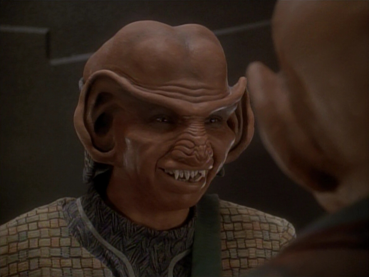 extant_StarTrek_DS9_3x23-FamilyBusiness_00893.jpg