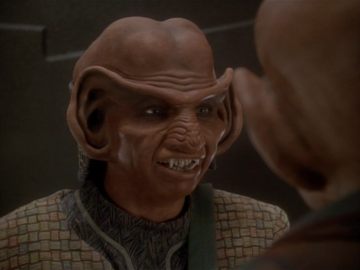 extant_StarTrek_DS9_3x23-FamilyBusiness_00895.jpg