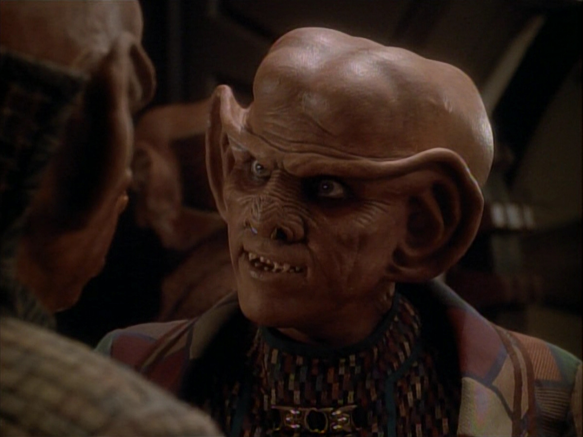 extant_StarTrek_DS9_3x23-FamilyBusiness_00902.jpg