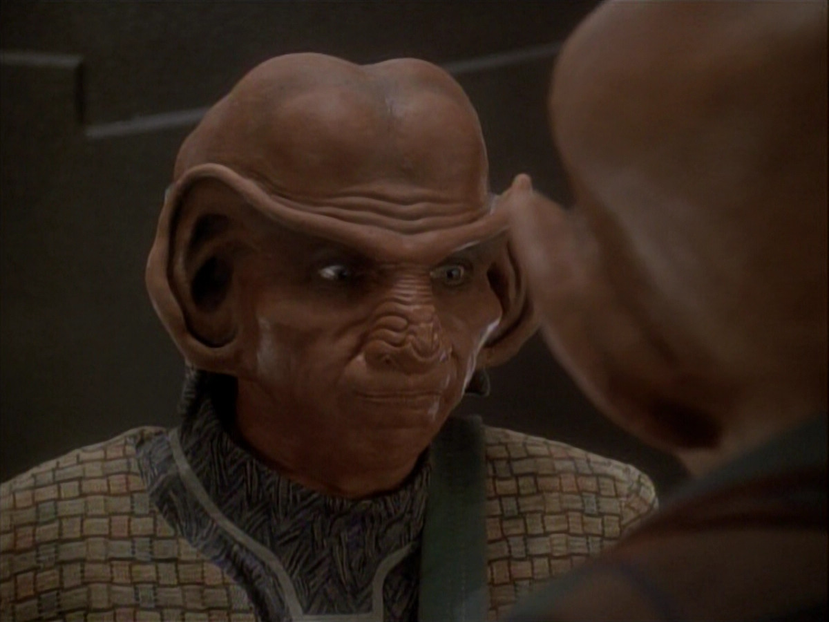 extant_StarTrek_DS9_3x23-FamilyBusiness_00910.jpg