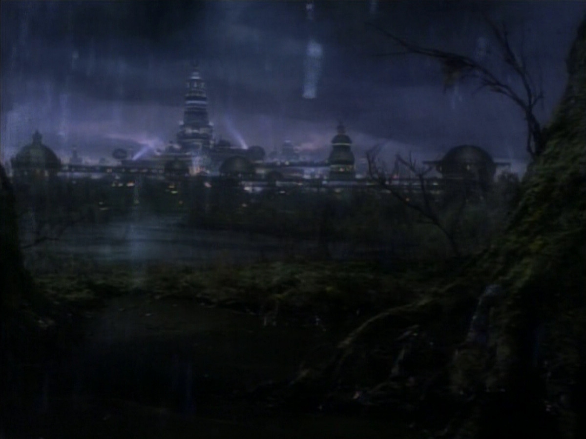 extant_StarTrek_DS9_3x23-FamilyBusiness_00932.jpg