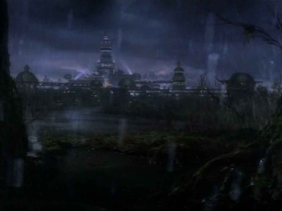 extant_StarTrek_DS9_3x23-FamilyBusiness_00935.jpg