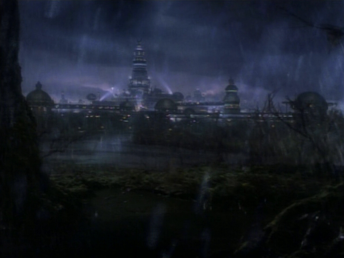 extant_StarTrek_DS9_3x23-FamilyBusiness_00937.jpg