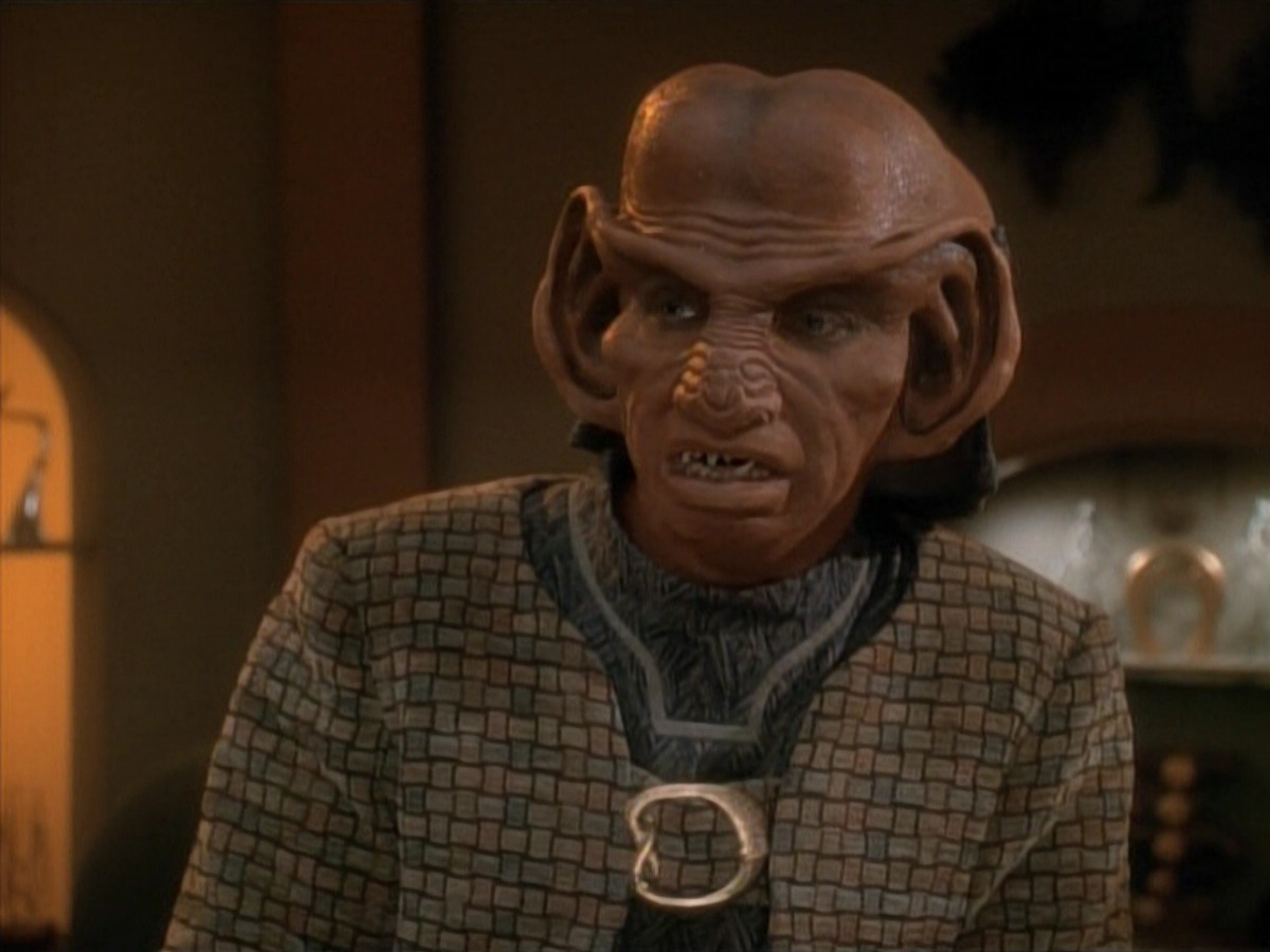 extant_StarTrek_DS9_3x23-FamilyBusiness_01064.jpg