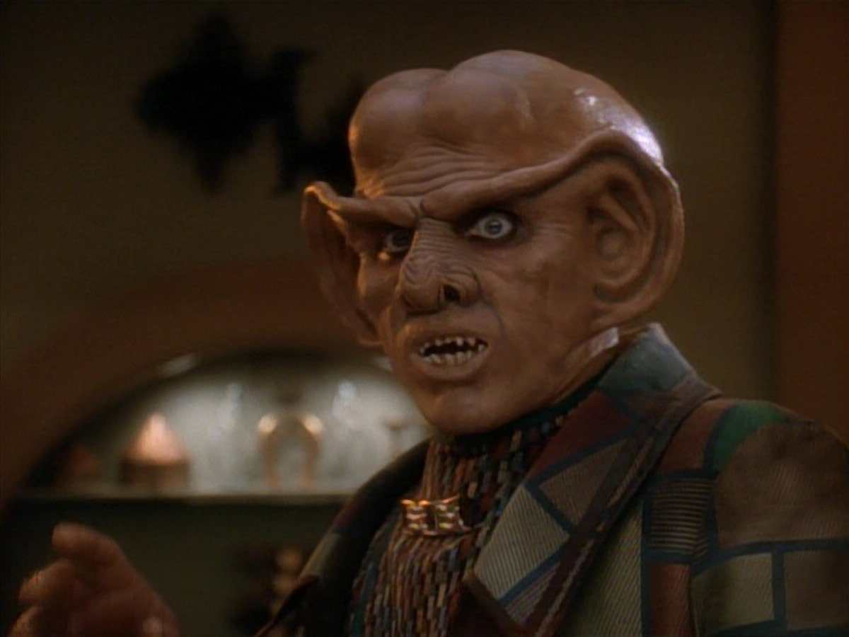 extant_StarTrek_DS9_3x23-FamilyBusiness_01101.jpg