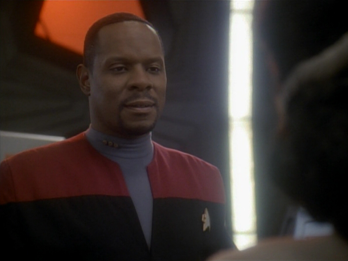 extant_StarTrek_DS9_3x23-FamilyBusiness_02103.jpg