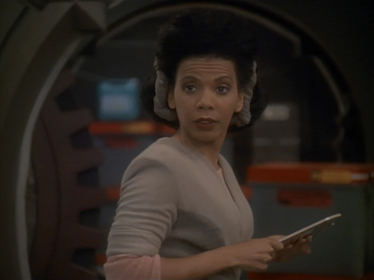 extant_StarTrek_DS9_3x23-FamilyBusiness_02150.jpg