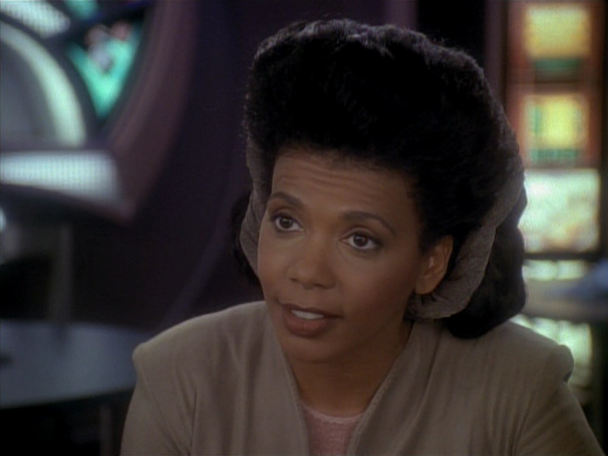 extant_StarTrek_DS9_3x23-FamilyBusiness_03423.jpg