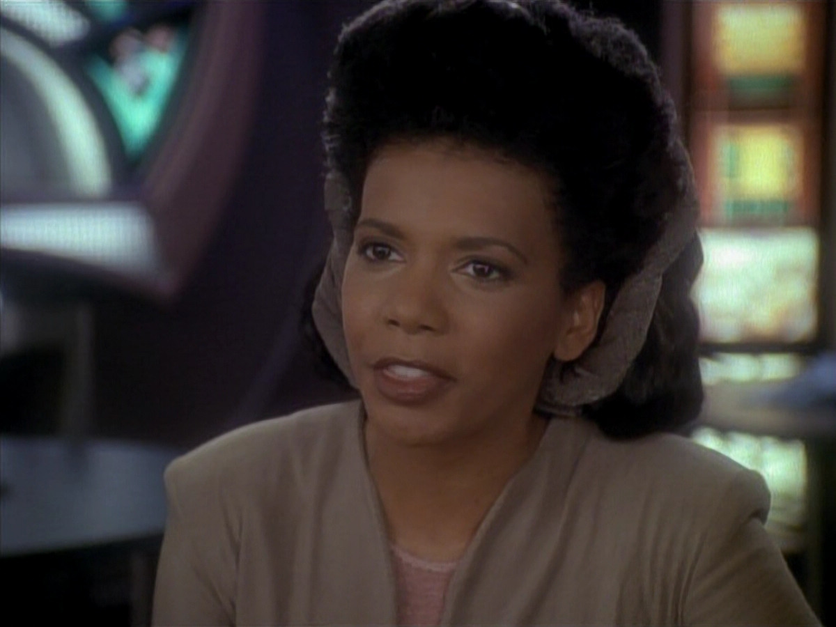 extant_StarTrek_DS9_3x23-FamilyBusiness_03432.jpg