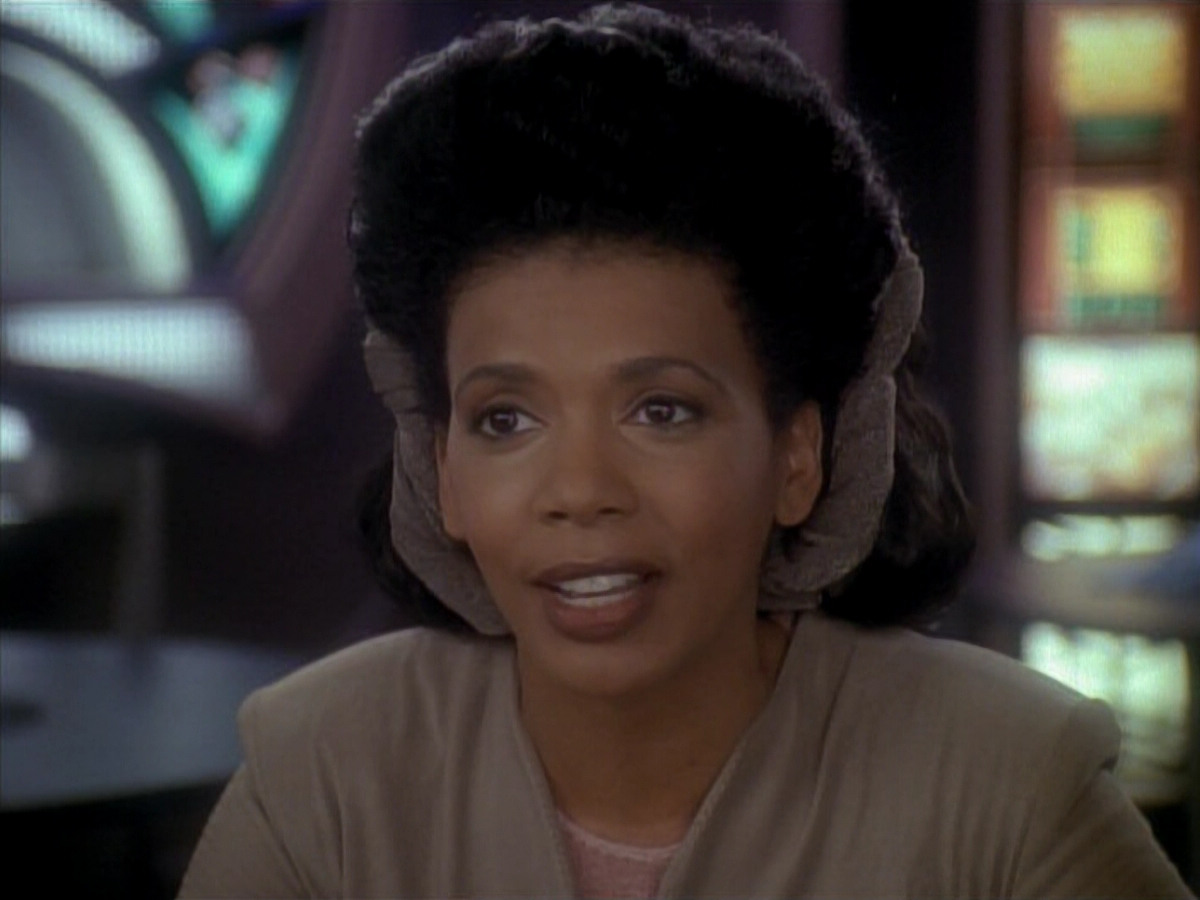 extant_StarTrek_DS9_3x23-FamilyBusiness_03452.jpg
