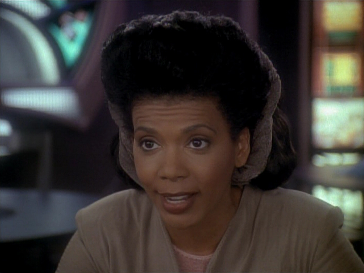 extant_StarTrek_DS9_3x23-FamilyBusiness_03457.jpg