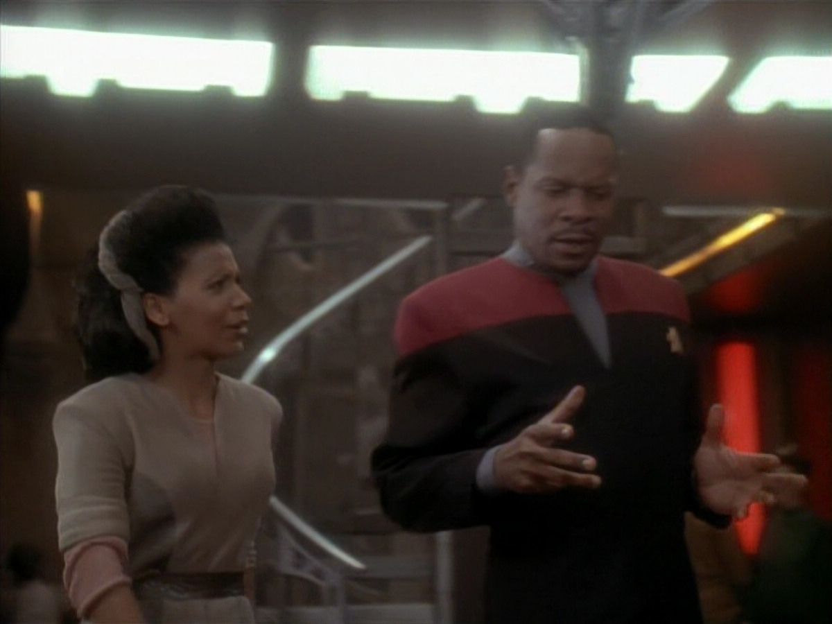 extant_StarTrek_DS9_3x23-FamilyBusiness_03487.jpg