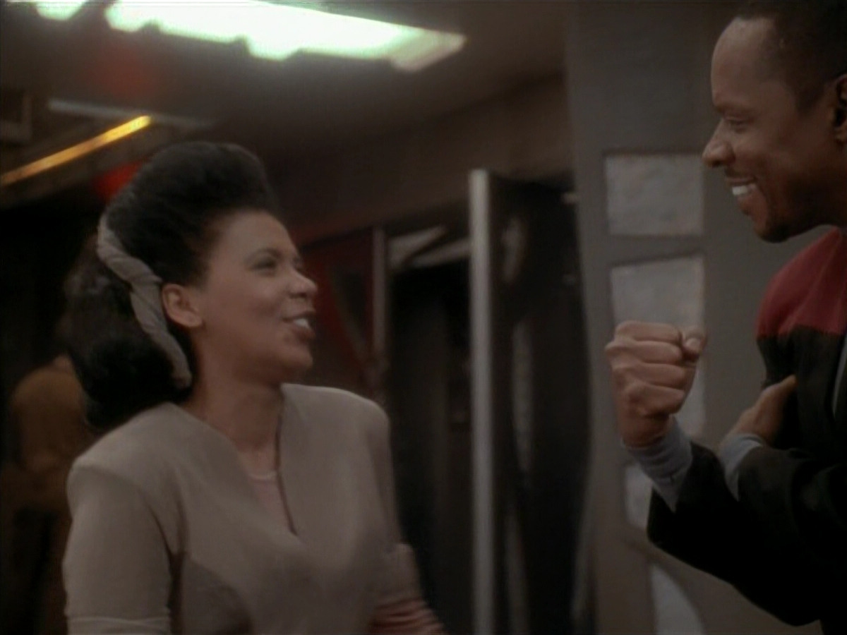 extant_StarTrek_DS9_3x23-FamilyBusiness_03492.jpg