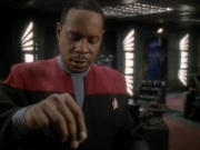 Filename=extant_StarTrek_DS9_3x23-FamilyBusiness_00030.jpg
Filesize=155KiB
Dimensions=1200x900
Date added=Sep 07, 2019 extant_StarTrek_DS9_3x23-FamilyBusiness_00030.jpg