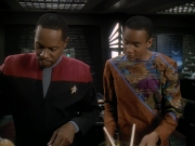 Filename=extant_StarTrek_DS9_3x23-FamilyBusiness_00042.jpg
Filesize=166KiB
Dimensions=1200x900
Date added=Sep 07, 2019 extant_StarTrek_DS9_3x23-FamilyBusiness_00042.jpg