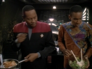 Filename=extant_StarTrek_DS9_3x23-FamilyBusiness_00057.jpg
Filesize=180KiB
Dimensions=1200x900
Date added=Sep 07, 2019 extant_StarTrek_DS9_3x23-FamilyBusiness_00057.jpg