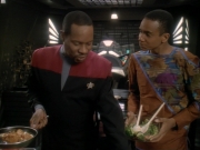 Filename=extant_StarTrek_DS9_3x23-FamilyBusiness_00059.jpg
Filesize=179KiB
Dimensions=1200x900
Date added=Sep 07, 2019 extant_StarTrek_DS9_3x23-FamilyBusiness_00059.jpg