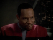 extant_StarTrek_DS9_3x23-FamilyBusiness_00104.jpg