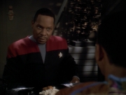extant_StarTrek_DS9_3x23-FamilyBusiness_00112.jpg