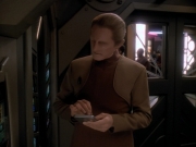 Filename=extant_StarTrek_DS9_3x23-FamilyBusiness_00648.jpg
Filesize=149KiB
Dimensions=1200x900
Date added=Sep 07, 2019 extant_StarTrek_DS9_3x23-FamilyBusiness_00648.jpg