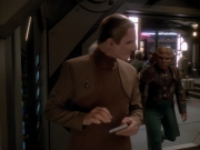 Filename=extant_StarTrek_DS9_3x23-FamilyBusiness_00653.jpg
Filesize=156KiB
Dimensions=1200x900
Date added=Sep 07, 2019 extant_StarTrek_DS9_3x23-FamilyBusiness_00653.jpg