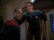 Filename=extant_StarTrek_DS9_3x23-FamilyBusiness_00770.jpg
Filesize=138KiB
Dimensions=1200x900
Date added=Sep 07, 2019 extant_StarTrek_DS9_3x23-FamilyBusiness_00770.jpg