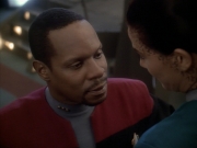 Filename=extant_StarTrek_DS9_3x23-FamilyBusiness_00781.jpg
Filesize=126KiB
Dimensions=1200x900
Date added=Sep 07, 2019 extant_StarTrek_DS9_3x23-FamilyBusiness_00781.jpg